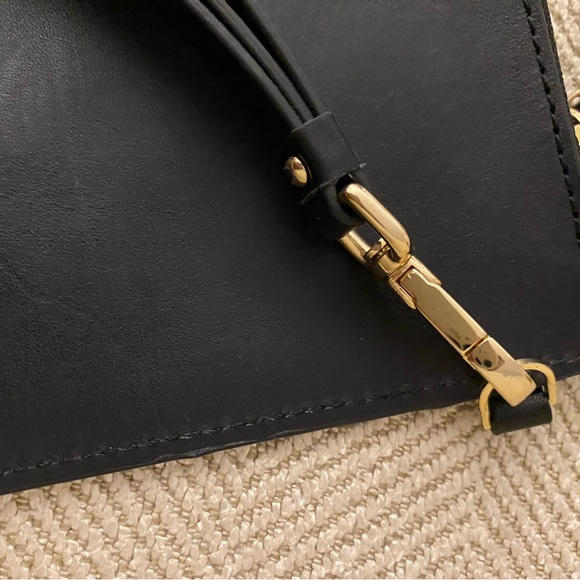 Etienne Aigner Vintage Leather Embossed Lizard Black Clutch - Picture 6 of 12